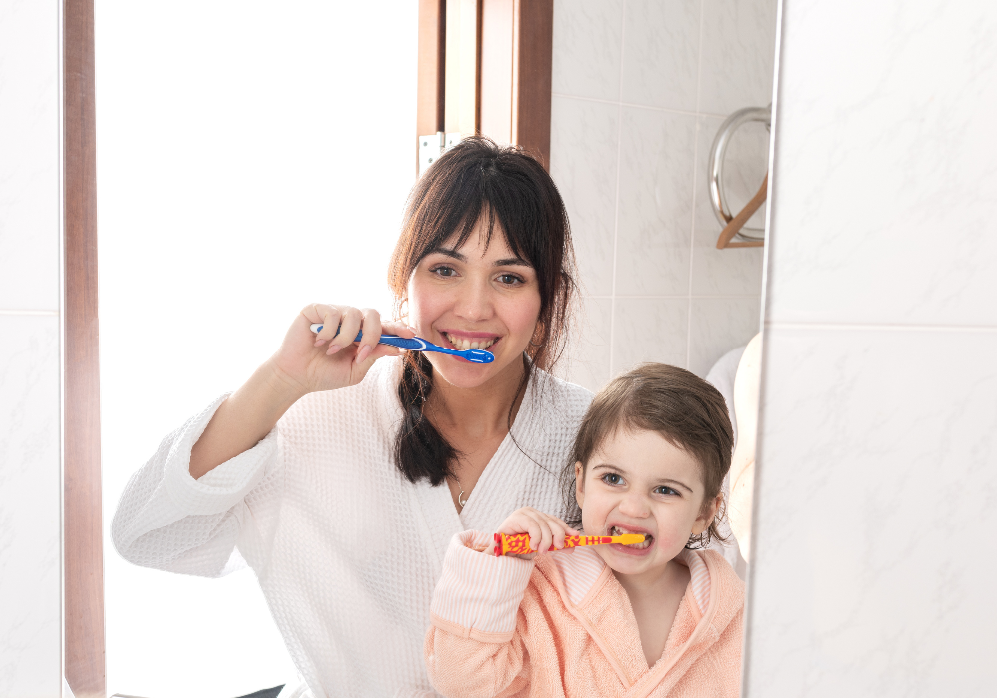 Wenn Zahnfleisch blutet beim Zähneputzen: Warnsignal ernst nehmen