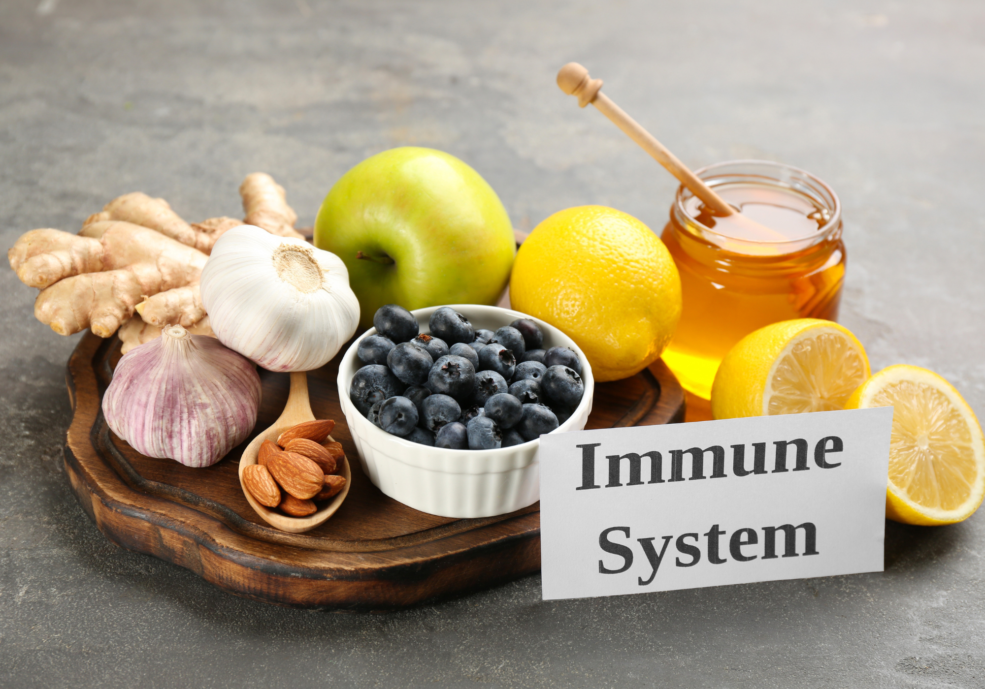 Immunsystem und Zellgesundheit ab 40: Warum klassische Mikronährstoffe allein oft zu kurz greifen